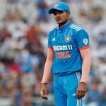 পাকিস্তানের বিপক্ষে ম্যাচেও অনিশ্চিত গিল