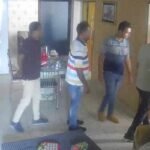 মোয়াজ্জেম হোসেন আলালের বাসায় তল্লাশি চালাচ্ছে পুলিশ