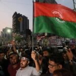 মহাসমাবেশকে ঘিরে নয়াপল্টনে বিএনপি নেতা-কর্মীদের ভিড়