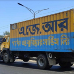সাভারে ট্রাক-কাভার্ড ভ্যান সংঘর্ষে চালক নিহত