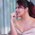 আন্টি বলায় ক্ষেপলেন অভিনেত্রী, মামলার হুমকি