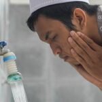 অজুতে যেভাবে ঘন দাড়ি ধুতে হয়
