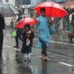রাজধানীতে সকাল থেকেই গুঁড়িগুঁড়ি বৃষ্টি, বাড়তে পারে আরো
