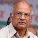 খন্দকার মোশাররফ আইসিইউতে