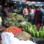 নির্বাচনের আগে গরম নিত্যপণ্যের বাজার