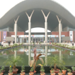 বইমেলাকে কেন দুষছেন বাণিজ্য মেলার বিক্রেতারা?