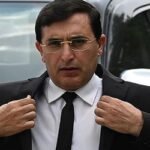 ইমরান খানের দলের চেয়ারম্যান হলেন গহর আলী খান