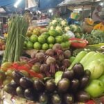 ডিম, পেঁয়াজ ছাড়া বাকি সব এখনও হাতছাড়া