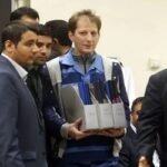ধনকুবেরের মৃত্যুদণ্ড মওকুফ করল ইরান