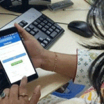 ইন্টারনেট ব্যবহারে এশিয়ায় বেশি পিছিয়ে বাংলাদেশের নারীরা