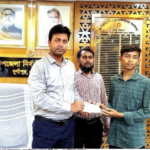 মেধাবী শিক্ষার্থীর পাশে দাঁড়ালো দুর্গাপুর উপজেলা প্রশাসন