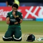 বিশ্বকাপে দুরবস্থার মধ্যেই বেতন নিয়ে সুখবর পেলেন বাবর-রিজওয়ানরা