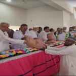 ঘূর্ণিঝড় রেমালে ক্ষতিগ্রস্থদের মাঝে ত্রাণ বিতরণ করলেন আমির হোসেন আমু 