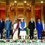 শেখ হাসিনাসহ অতিথিদের মঞ্চে ডেকে নিলেন মোদি