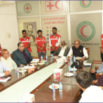 প্রধানমন্ত্রীর আহ্বানে আজ থেকে রাজধানীতে ত্রাণ দেবে রেড ক্রিসেন্ট