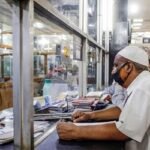 ব্যাংকের কিছু শাখায় সেবা পেয়েছেন গ্রাহকরা