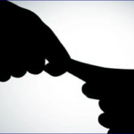 ঘুষ দাতা ও গ্রহীতা উভয়ে অভিশপ্ত