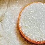 চিনির দাম কমাতে শুল্ক অর্ধেক করল এনবিআর