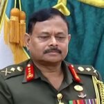 স্ত্রীসহ সাবেক সেনাপ্রধান আজিজের দেশত্যাগে নিষেধাজ্ঞা