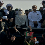 বুশরা বিবির কারণে ইমরান খানের বিকল্প পরিকল্পনা কার্যকর হয়নি