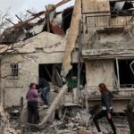 ইসরাইলে মুহুর্মুহু ক্ষেপণাস্ত্র ও ড্রোন হামলা হিজবুল্লাহর