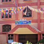 দুর্গাপুরে শুভ বড়দিন উপলক্ষে শেষ মুহুর্তের প্রস্ততিতে ব্যস্ত খ্রীস্ট ধর্মাবলম্বীরা