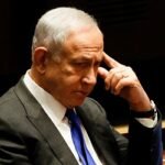 ইসরাইলে নতুন সরকার গঠনের দাবিতে বিক্ষোভ, চাপে নেতানিয়াহু