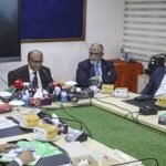 নিজের সম্পদের হিসাব দিলেন দুদক চেয়ারম্যান