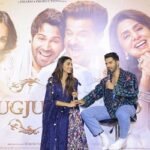 কিয়ারার সঙ্গে ভাইরাল চুম্বন, যা বললেন বরুণ