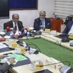 নিজের সম্পদের হিসাব দিলেন দুদক চেয়ারম্যান