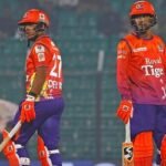 নিয়ম ভেঙেও কীভাবে বিদেশি ক্রিকেটার ছাড়াই খেলছে রাজশাহী?