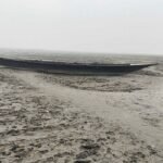 ব্রহ্মপুত্র এখন বালুচর, নদে নির্ভশীলরা হয়ে পড়েছেন অসহায়