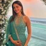 আগামী ৫ বছরে স্বামী সন্তান বাড়ি চান অভিনেত্রী