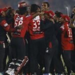শ্বাসরুদ্ধকর ফাইনাল জিতে বিপিএল শিরোপা ধরে রাখল বরিশাল