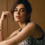 নিজের চেহারা নিয়ে কটাক্ষের জবাব দিলেন খুশি কাপুর