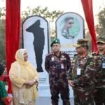 কক্সবাজারে ‘সিনহা স্মৃতিফলক’ উদ্বোধন করলেন সেনাপ্রধান