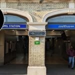 লন্ডনে মেট্রো স্টেশনের বাংলা নামফলক মুছে ফেলার পক্ষে ইলন মাস্ক