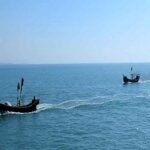 রোববার মধ্যরাত থেকে ৫৮ দিন সাগরে মাছ ধরায় নিষেধাজ্ঞা
