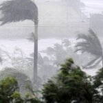 রাত ১টার মধ্যে ঢাকাসহ যেসব জেলায় ৬০ কিমি বেগে ঝড়