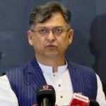 সব বিষয়ে ঐকমত্যে বাধ্য করা ঠিক হবে না: সালাহউদ্দিন আহমদ