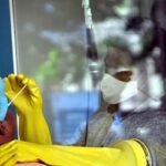 করোনায় আরও একজনের মৃত্যু, শনাক্ত ৩