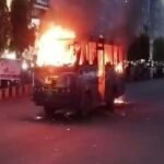 চট্টগ্রামে যাত্রীবাহী বাসে আগুন