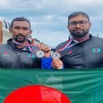 ৩৭ বছর পর ইংলিশ চ্যানেল পাড়ি দিলেন বাংলাদেশের দুই সাঁতারু