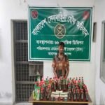 বদরগঞ্জে সেনা অভিযানে মদসহ মাদক কারবারি গ্রেফতার