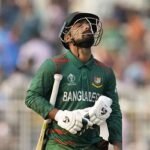 একশর আগে ৪ উইকেট হারাল বাংলাদেশ