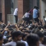 সচিবালয়ে ঢুকে ভাঙচুর ও হত্যাচেষ্টার অভিযোগে ১২০০ জনের বিরুদ্ধে মামলা