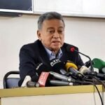 বিনিয়োগকারীরা নির্বাচিত সরকারের অপেক্ষা করছে : আমীর খসরু