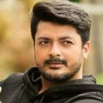 স্বরূপে ফিরছেন যিশু