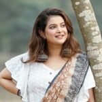 সবুজ পাসপোর্টে কেউ ভিসাও দিচ্ছে না, কই যাবো আমরা? বললেন শবনম ফারিয়া