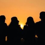 বন্ধুত্বের ৫টি স্তর, আপনি কোনটায় আছেন?